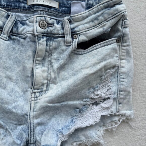 Eunina Light Wash Distressed High Rise Cutoff Denim Shorts Frayed Hem Festival S - Picture 5 of 13
